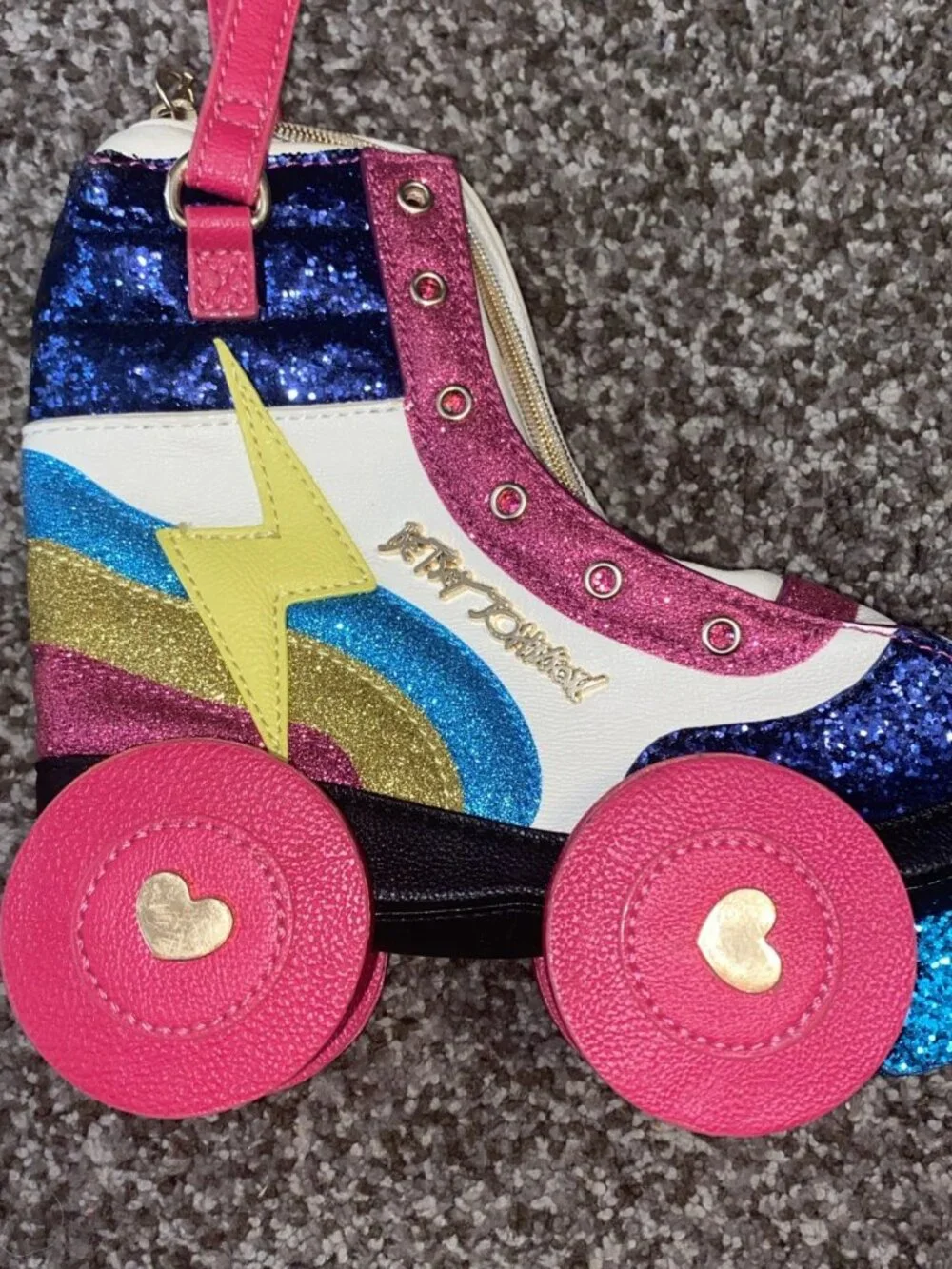 Betsey Johnson Roller Skate Blue Pink Yellow Rainbow Glitter Crossbody Bag Purse - Picture 2 of 12